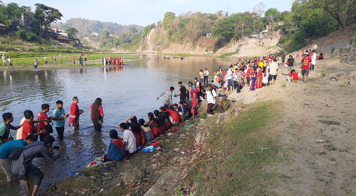 সাঙ্গু নদীর তীরে সপ্তাহব্যাপী বৈসাবি উৎসব